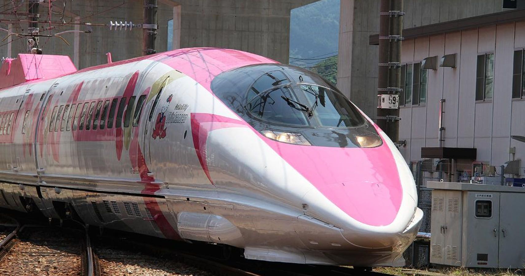 Japan s Newest Bullet Train  Will Please Hello  Kitty  Fanatics