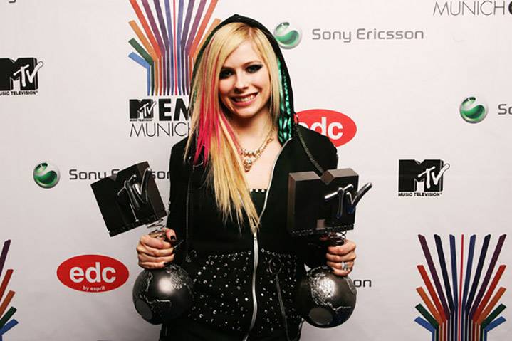 Avril Lavigne wins her first two MTV Europe Music Awards, 2007Via Getty