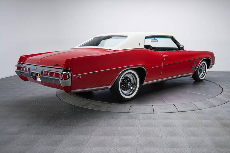 These 20 Classic Cars Have Seen A Significant Drop In Value Recently