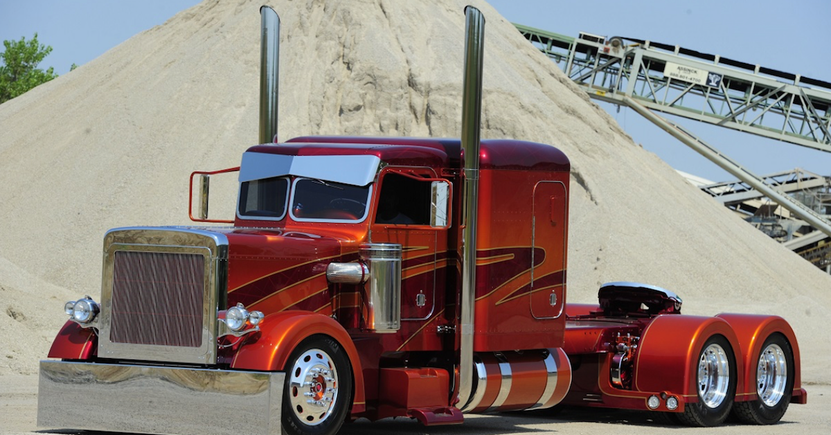 15 Sweet Photos Of Custom  Peterbilt  Trucks  TheThings