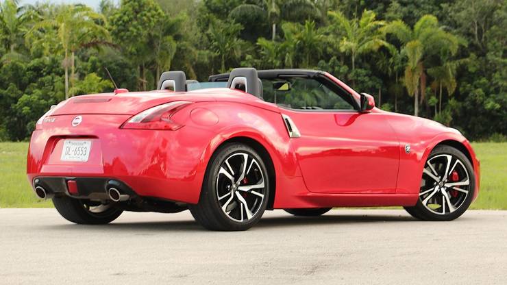 Red Nissan 370Z Roadster