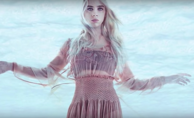 13 Rare Photos Of Billie Eilish Not Wearing Her Usual Baggy Clothes