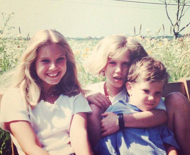 a deep dive into lana del rey s life