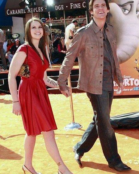 La hija de Jim Carrey se separa de su nuevo marido durante nueve meses.'s daughter splits from new husband nine months.