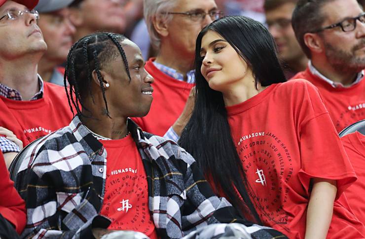 Kylie Jenner, Datado de Scott Travis