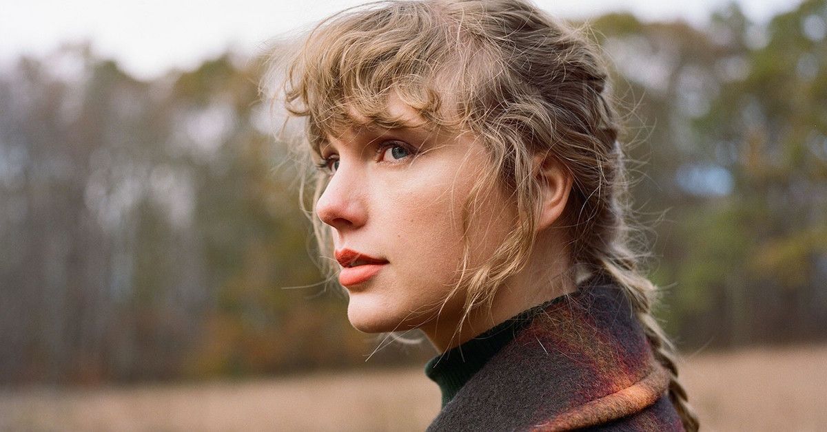 Taylor Swift Refers To Herself As A 'Witch' In New Post