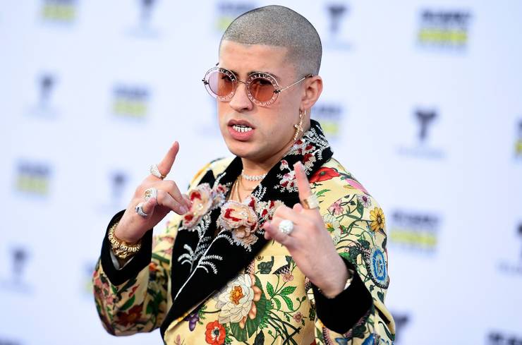 10 Facts About Bad Bad Bunny And His Girlfriend Gabriela Berlingeri 10 Facts About Bad Bad Bunny And His Girlfriend Gabriela Berlingeri